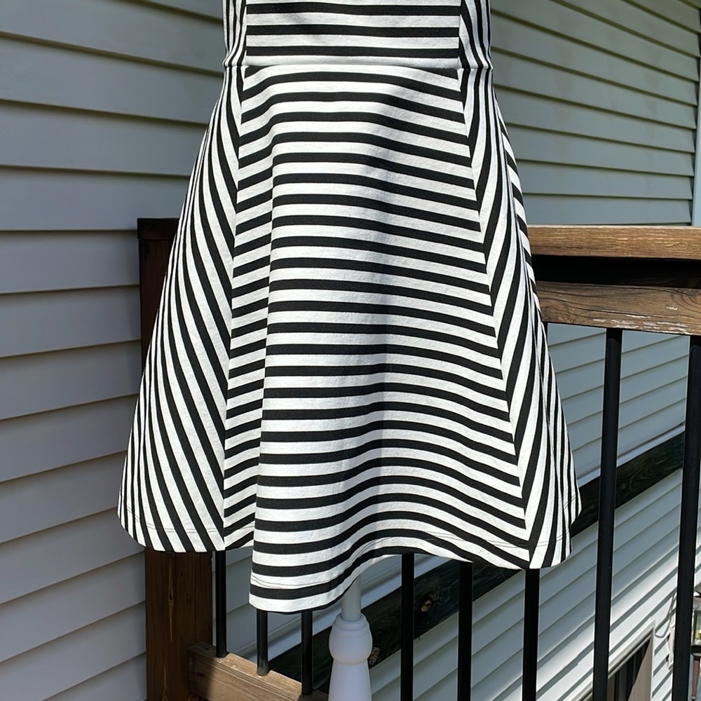 Ponte Knit Strapless Mini by Express - Picture 4 of 14